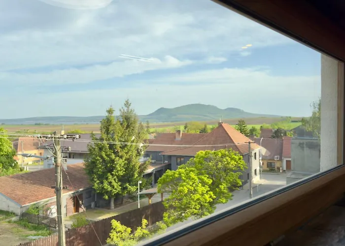 S Vyhledem Na Palavu * Popice