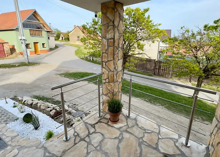 Villa S Vyhledem Na Palavu *